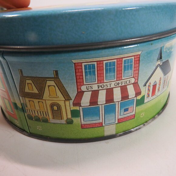 Community Town Metal Tin Community Helper Buildings (Block or Building Center) - Picture 4 of 10